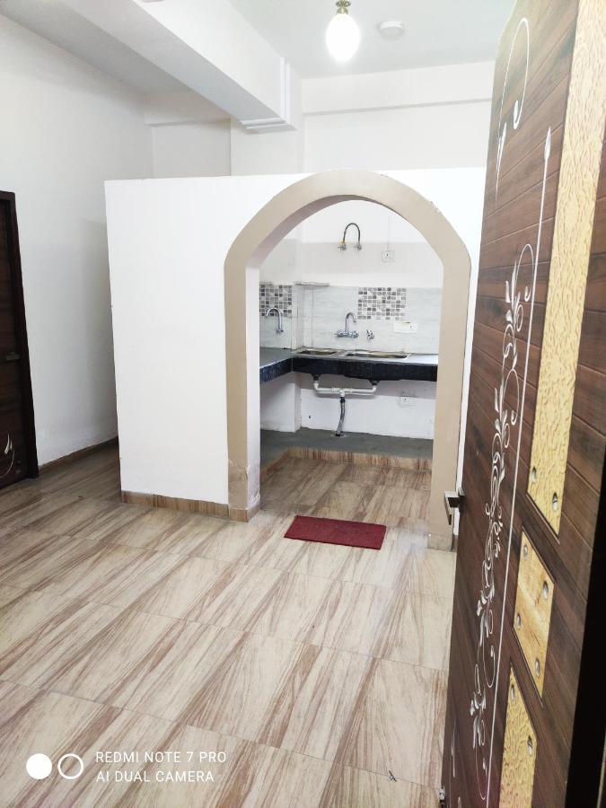 Aparthotel Yog Bhawan Greater Noida Exterior foto
