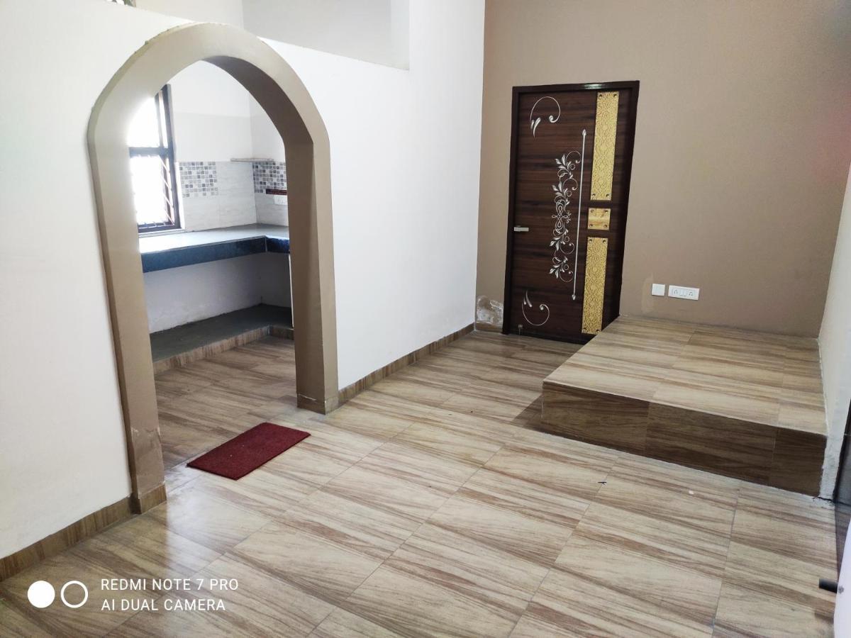 Aparthotel Yog Bhawan Greater Noida Exterior foto