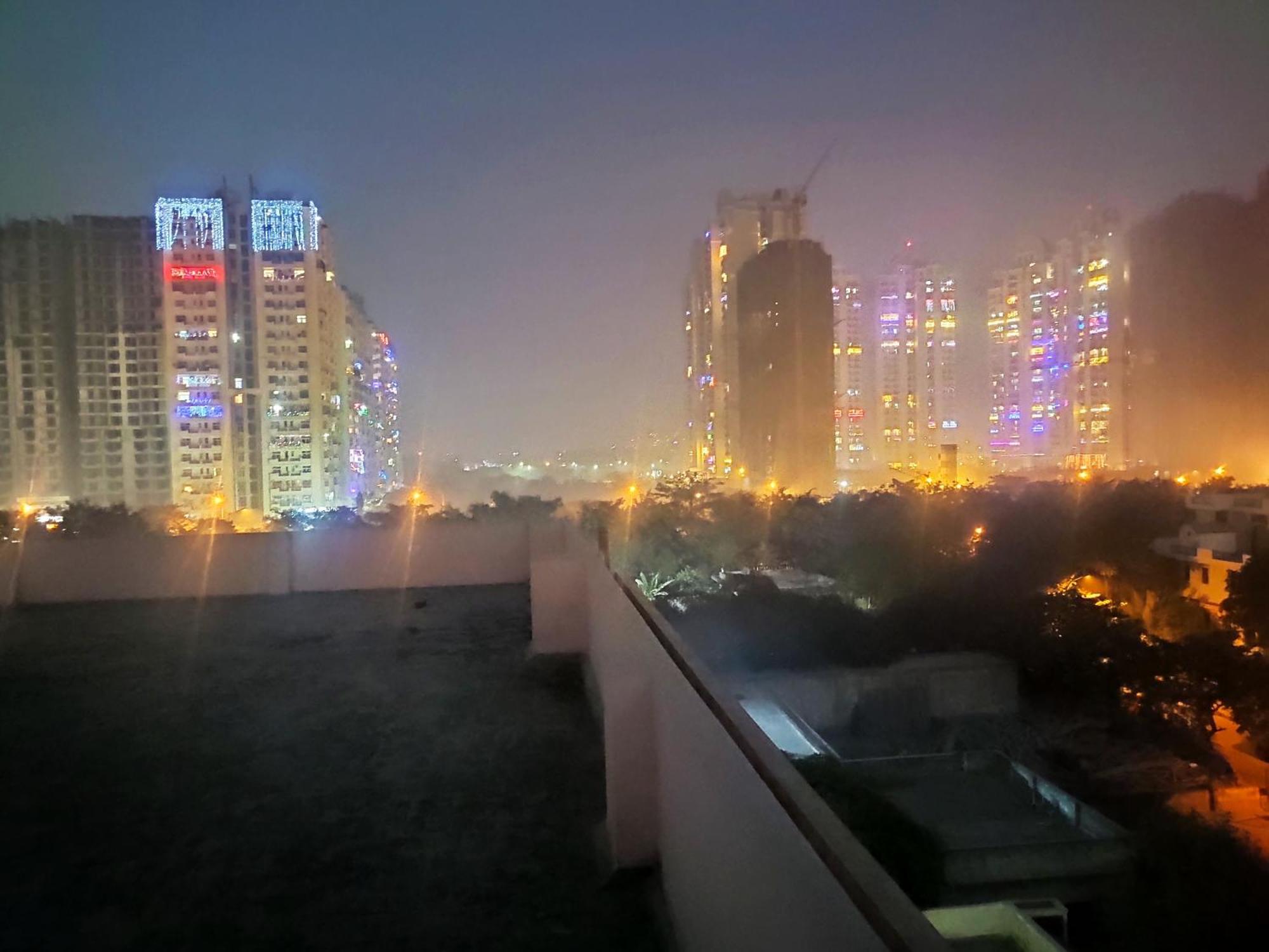 Aparthotel Yog Bhawan Greater Noida Exterior foto